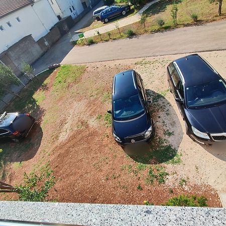 Apartmani Malo More Seline Eksteriør bilde