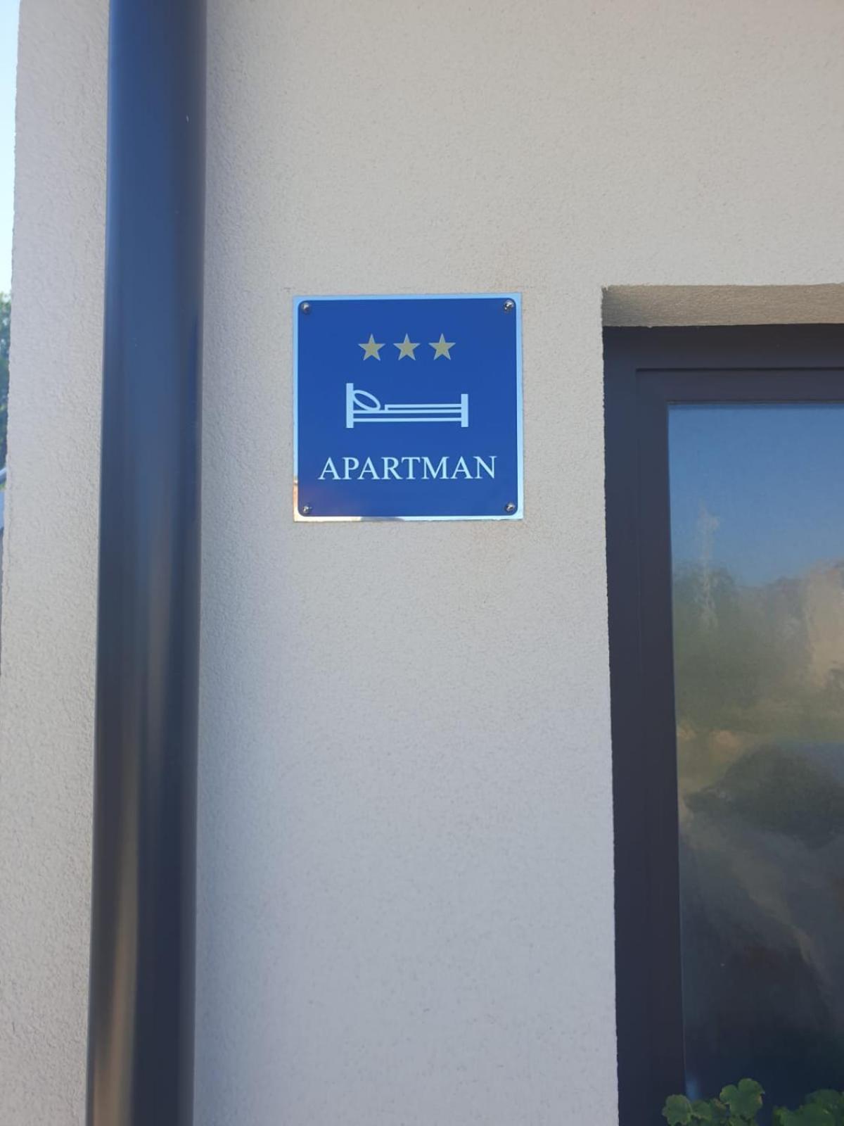 Apartmani Malo More Seline Eksteriør bilde