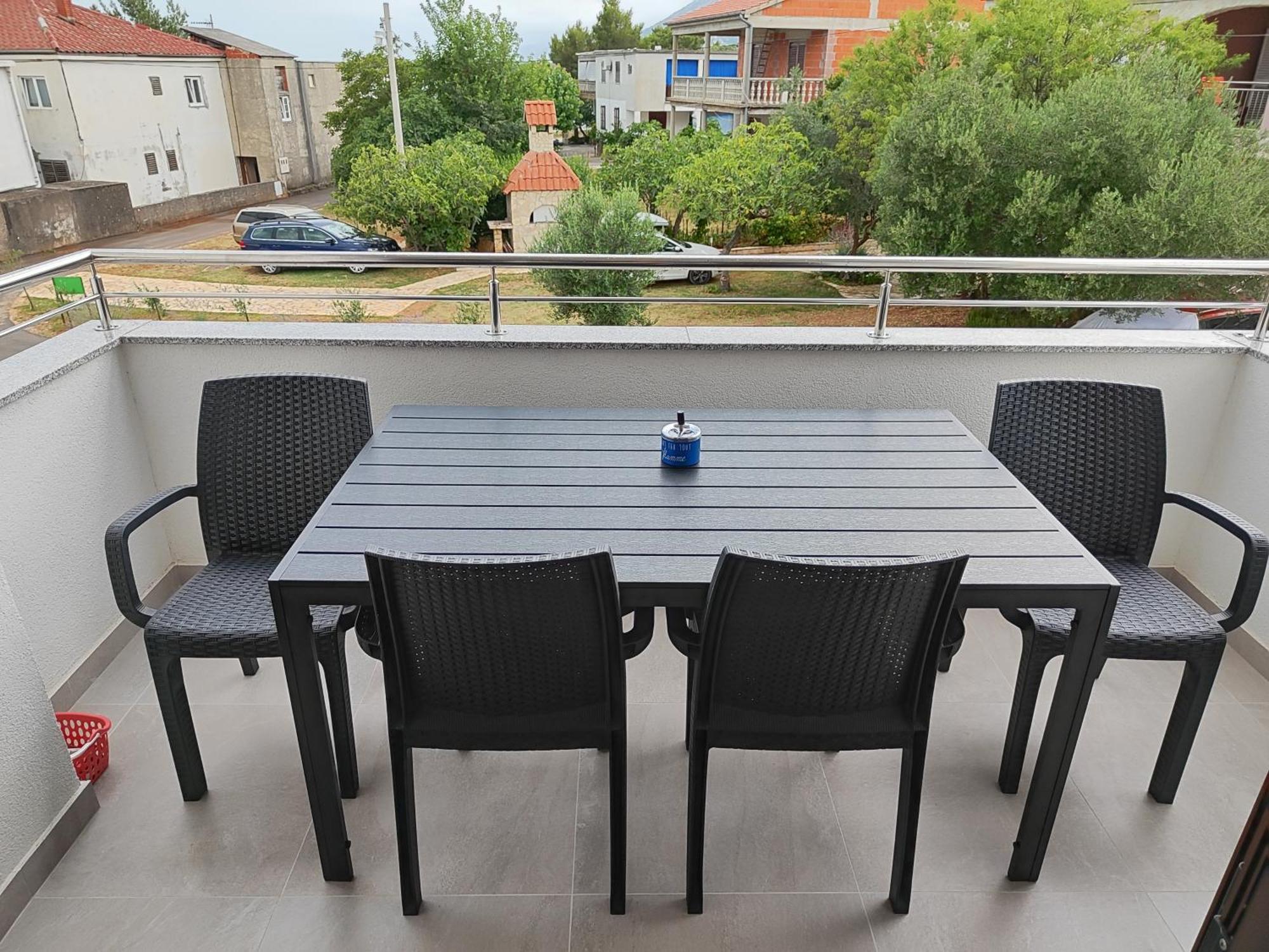 Apartmani Malo More Seline Eksteriør bilde